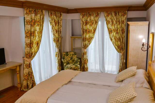 Отель Casa Comana Boutique Hotel Бухарест-16