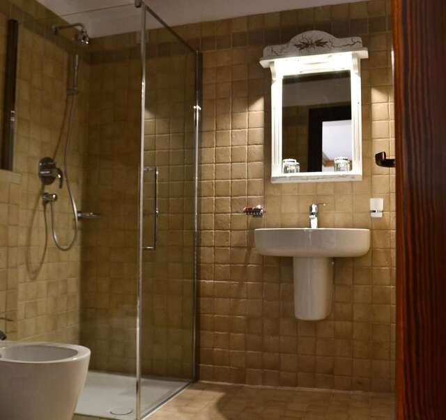 Отель Casa Comana Boutique Hotel Бухарест-17